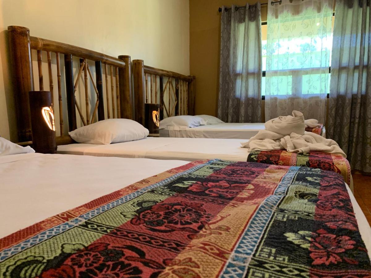 Zafra Hotel เรตาลูเลอ ภายนอก รูปภาพ